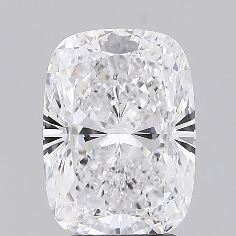 2.81ct Cushion modified Lab Grown Diamond (Colour D, Clarity VVS2, IGI Certified)