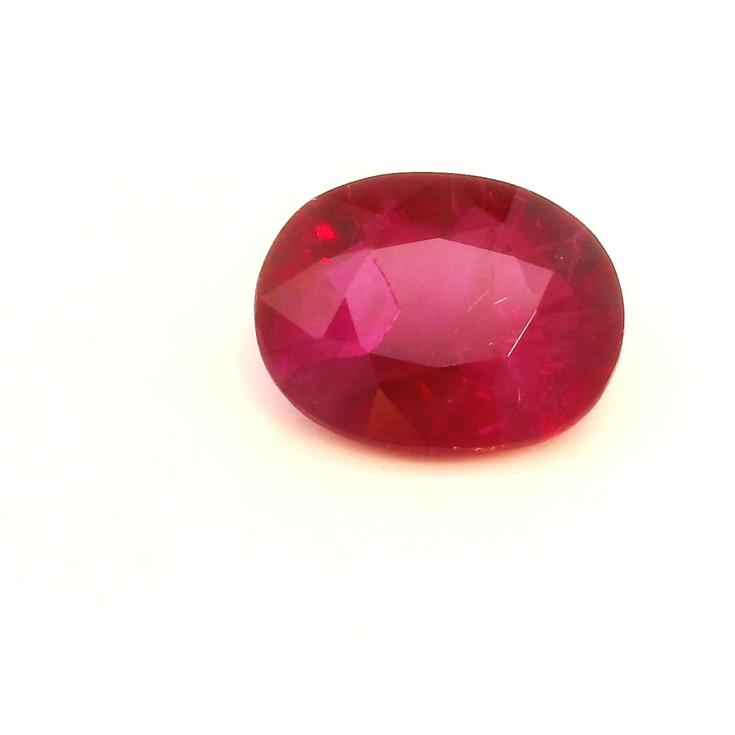 1.42ct Oval Natural Ruby (Colour Red, Clarity Moderately Included, Cut Faceted)