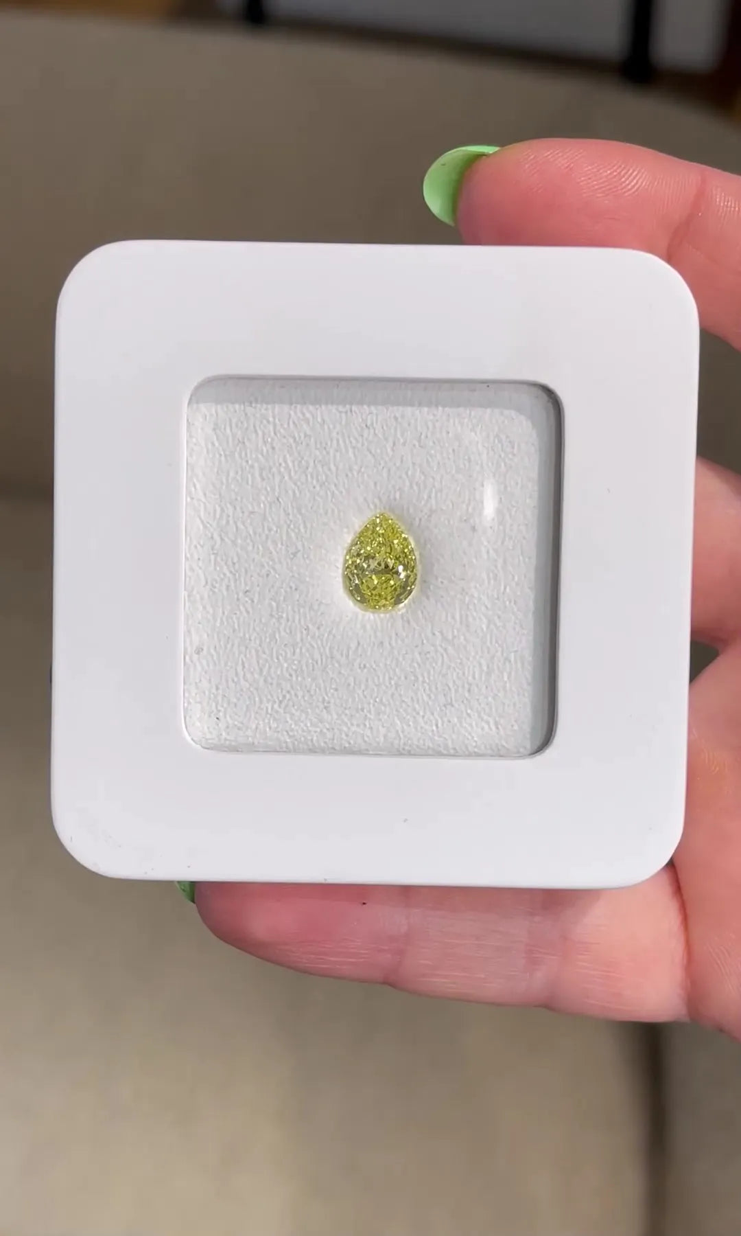 2.38ct Pear Natural Diamond (Colour Fancy Intense Yellow, Clarity VVS1, GIA Certified)