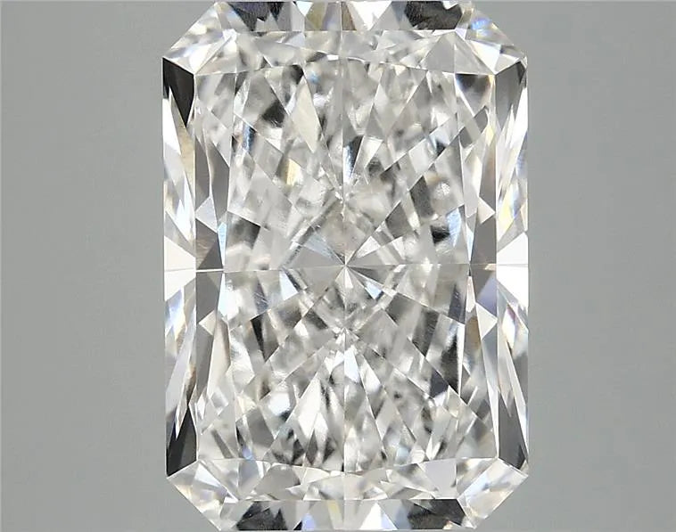 5.04ct Radiant Lab Grown Diamond (Colour F, Clarity VVS2, IGI Certified)