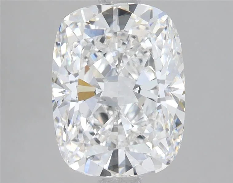 3.01ct Cushion modified Lab Grown Diamond (Colour E, Clarity VS1, IGI Certified)