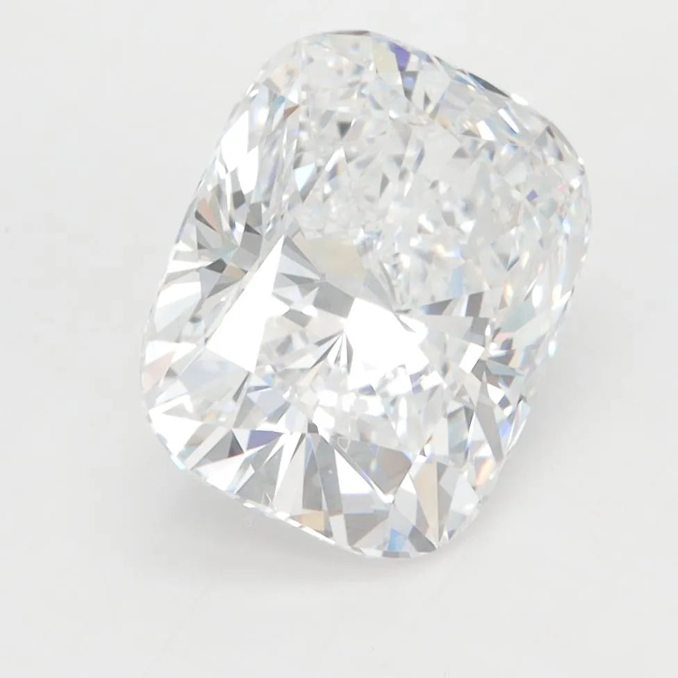 3.25ct Cushion modified Lab Grown Diamond (Colour D, Clarity VVS2, IGI Certified)