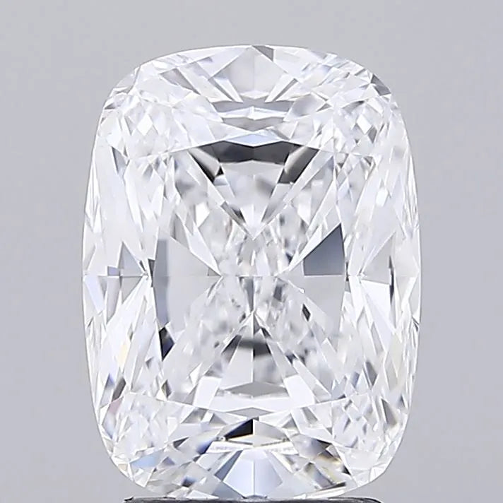 3.08ct Cushion modified Lab Grown Diamond (Colour E, Clarity VVS1, IGI Certified)