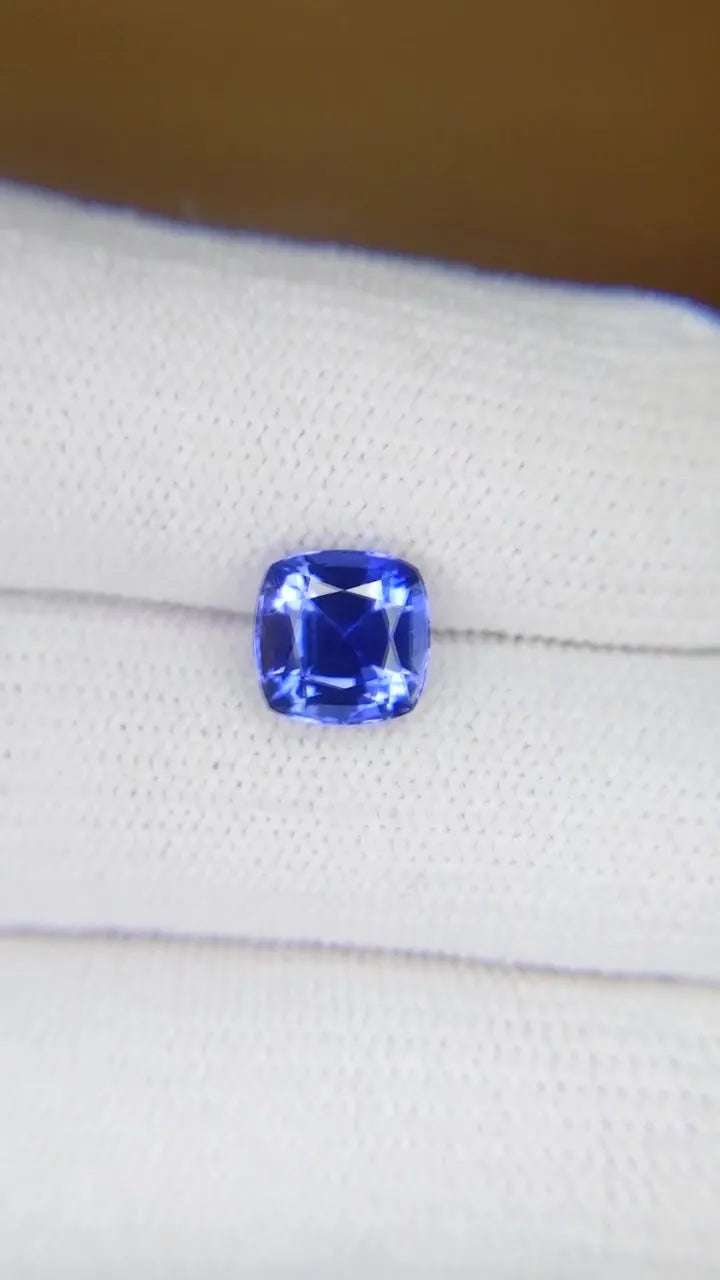 2.47ct Cushion Natural Sapphire (Colour Blue, Clarity Eye Clean, Cut Faceted)