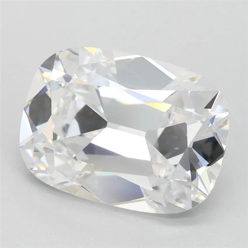 2.62ct Cushion Lab Grown Diamond (Colour D, Clarity VVS1, IGI Certified)