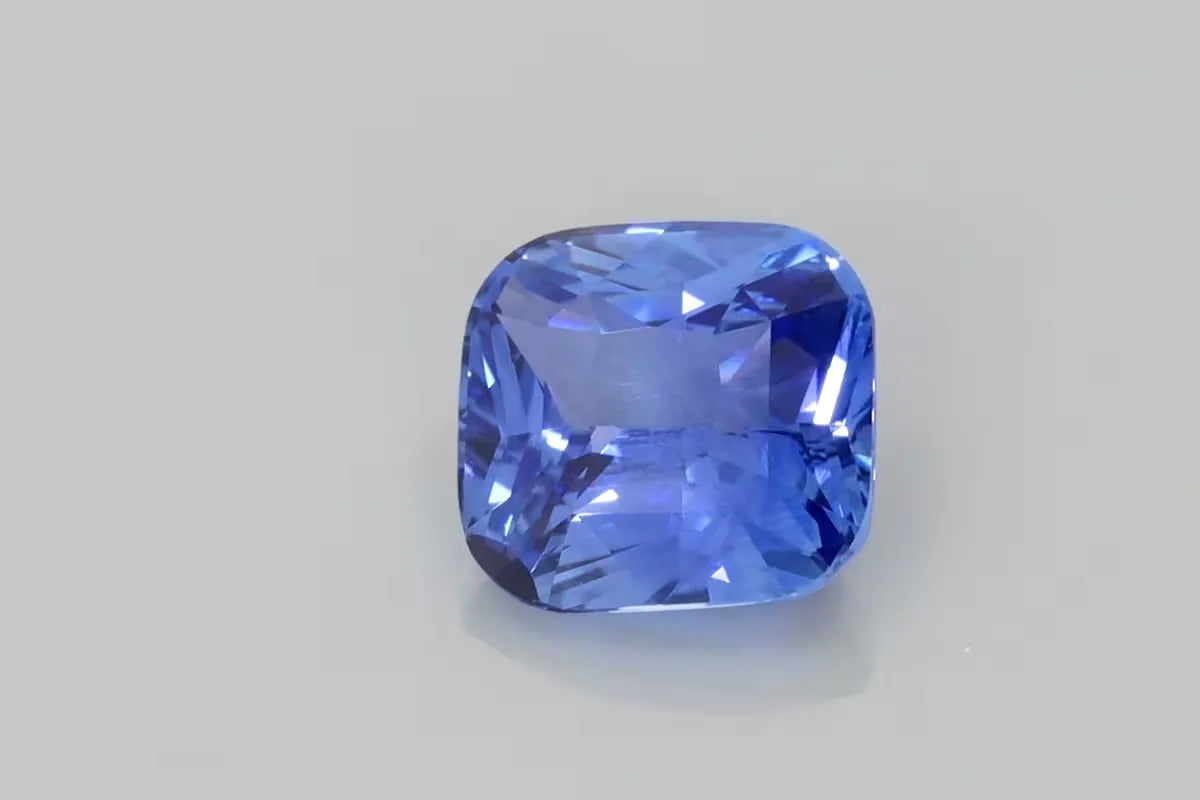 3.50ct Cushion Natural Sapphire (Colour Blue, Clarity Eye Clean, Cut Faceted)
