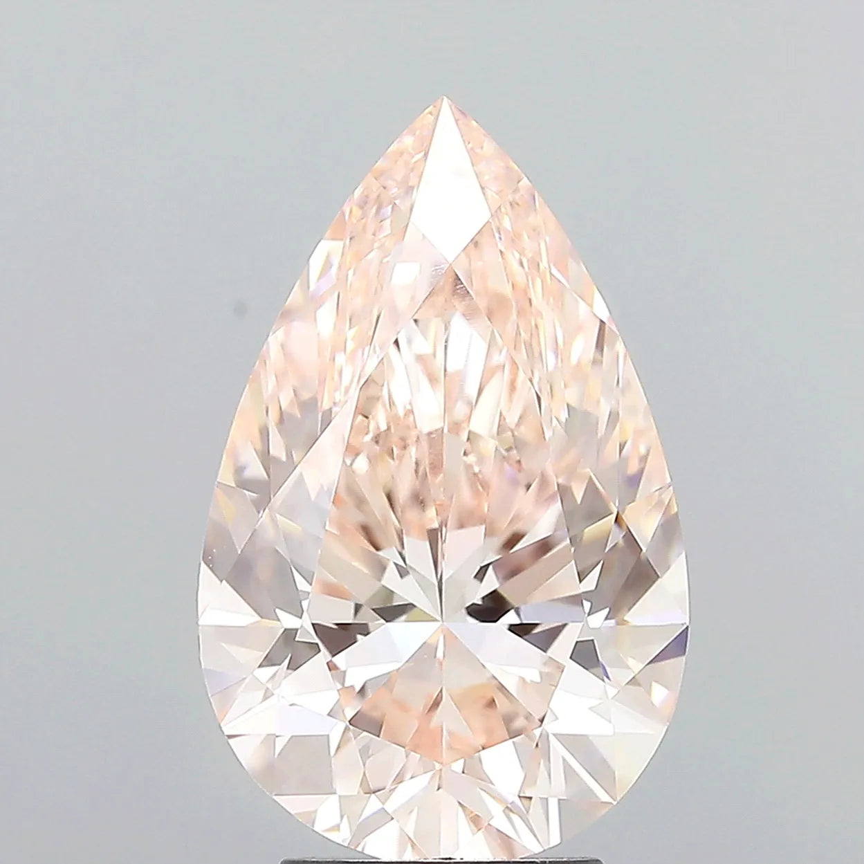 4.06ct Pear Lab Grown Diamond (Colour Fancy Intense Pink, Clarity VVS2, IGI Certified)