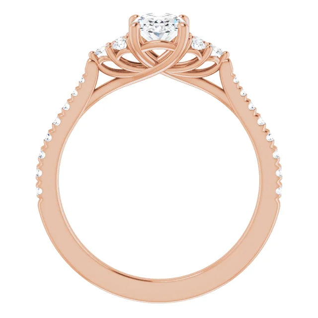 Oval natural pavé setting v.5 with a brilliant 4-prong setting and diamond-accented band.