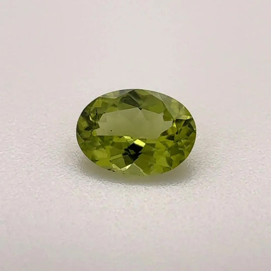 0.72ct Oval Natural Peridot (Colour Green, Clarity Eye Clean, Cut Faceted)