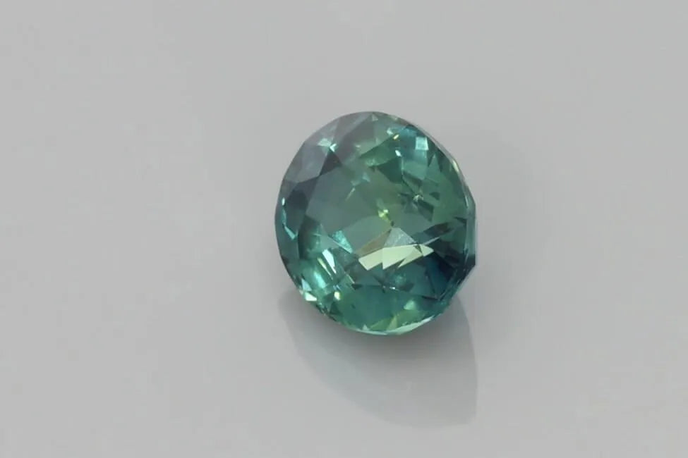 2.01ct Oval Natural Sapphire (Colour Multicolor, Clarity Slightly Included, Cut Faceted)