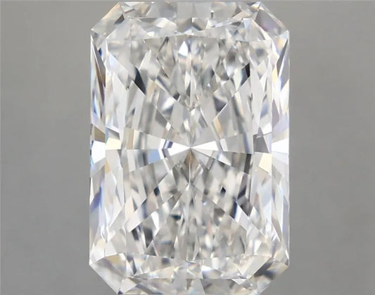 5.07ct Radiant Lab Grown Diamond (Colour F, Clarity VVS2, IGI Certified)