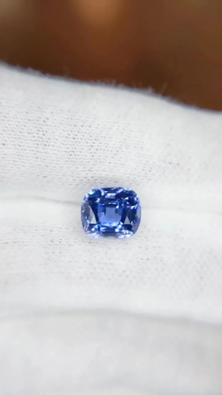 3.39ct Cushion Natural Sapphire (Colour Blue, Clarity Eye Clean, Cut Faceted)