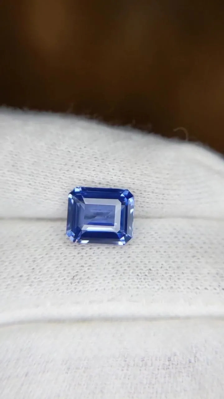 3.52ct Emerald Natural Sapphire (Colour Blue, Clarity Eye Clean, Cut Faceted)