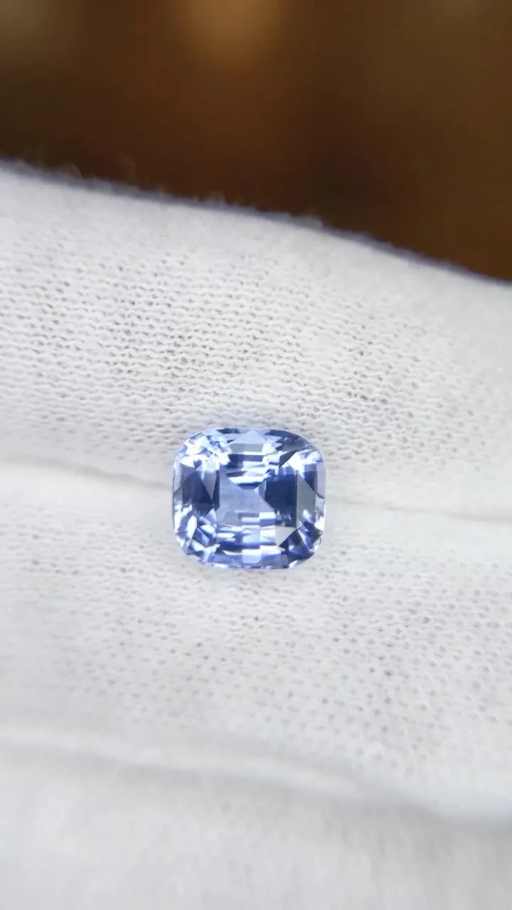 4.01ct Cushion Natural Sapphire (Colour Blue, Clarity Eye Clean, Cut Faceted)