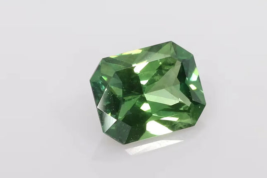 3.62ct Emerald Natural Sapphire (Colour Green, Clarity Eye Clean, Cut Faceted)