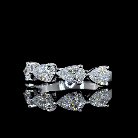 Anillo de 5 piedras con diamante pera cultivado en laboratorio de 2.00 ctw